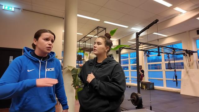 OP NAAR BALI! смотреть онлайн