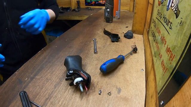 Shimano tourney 7 speed road bike shifter not shifting fix! смотреть онлайн