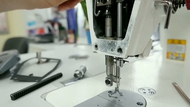 Как установить лапку для квилтинга смотреть онлайн