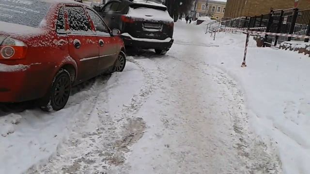 ПАРКОВКА НА ТРОТУАРЕ смотреть онлайн