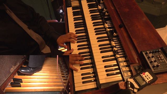 Preacher Chords and Licks on Organ смотреть онлайн