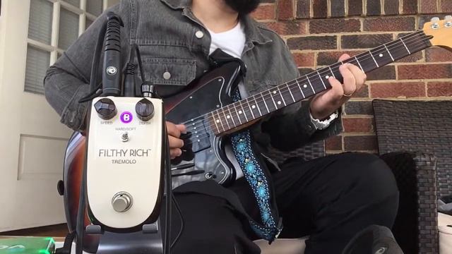 Basement Jams: Danelectro Filthy Rich Tremolo смотреть онлайн