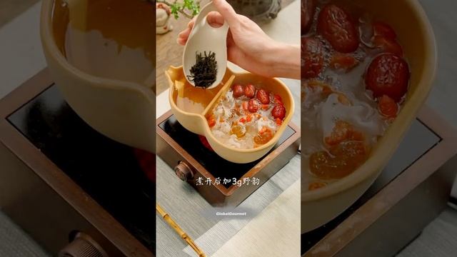 品味一份传统美食【桃胶银耳羹】Peach gum tremella soup | Global Gourmet | tea artisan смотреть онлайн