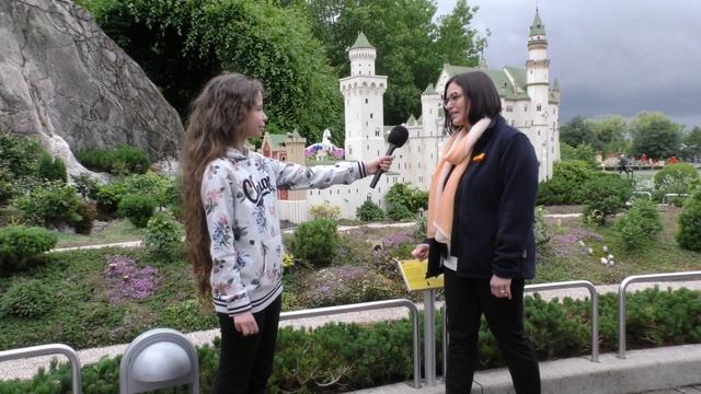 Liya fragt... Legoland Deutschland Resort Geschäftsführerin Manuela Stone zur Saison 2021 смотреть онлайн