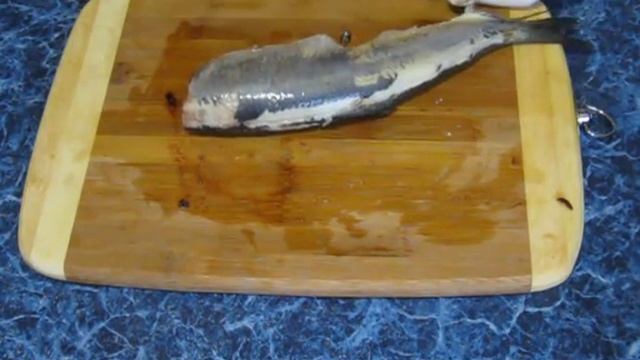 Копия видео "Как почистить и разделать селедку.mp4" смотреть онлайн