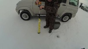 ШУРУПОВЕРТ ДЛЯ РЫБАЛКИ DeWALT: учимся бурить лед