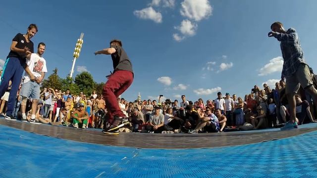 Vins & Groovy John vs. Max & Spek | ВДНХ 75лет смотреть онлайн