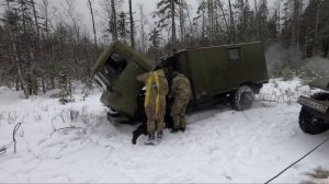 ЗИЛ-157 против ГАЗ-66 на бездорожье. Сравнение легенд!