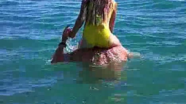 Акробатический Этюд На Море смотреть онлайн