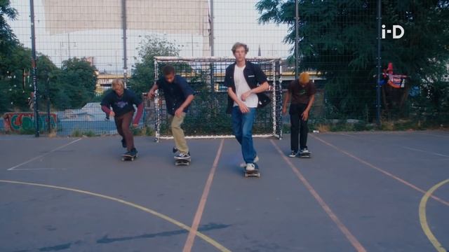 What It’s Like To Be A 16-Year-Old In Berlin Today | i-D смотреть онлайн