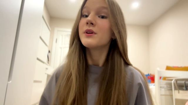 VLOG: мой ЗИМНИЙ ДЕНЬ с 6 утра | GRWM?, уроки в школе, приготовили меренговый рулет смотреть онлайн