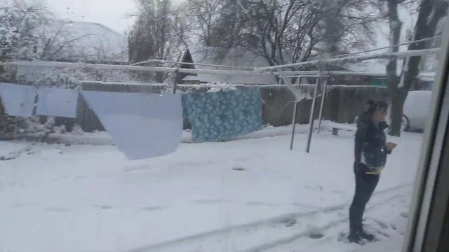 За ночь стало ещё больше снега! смотреть онлайн