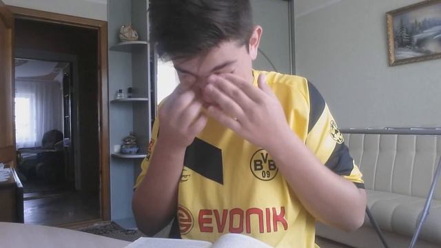 Как читают "Войну и Мир" или не душитесь вы Абы чем, а читайте то, что нравится! смотреть онлайн