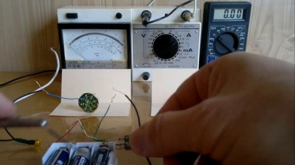 Brilliant Life Hacks/ КАК СДЕЛАТЬ ЯРКИЙ И ЭКОНОМНЫЙ СВЕТОДИОДНЫЙФОНАРЬ