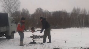 Бурение лунок в мерзлой земле - компания "Артель" - Тула
