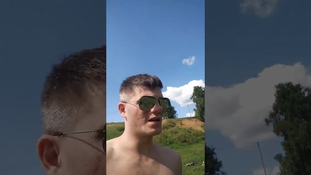 Вместо отдыха уборка леса и речки