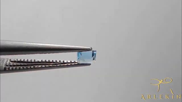 Topaz (Swiss Blue) - 0,15 ct смотреть онлайн