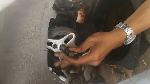 How to remove crank shaft pully on toyota 4AF# bubble # toyota 1989 model смотреть онлайн