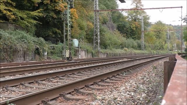 Testfahrten mit Baureihe 102 und Skoda Dostos auf der Saarstrecke in Mettlach смотреть онлайн