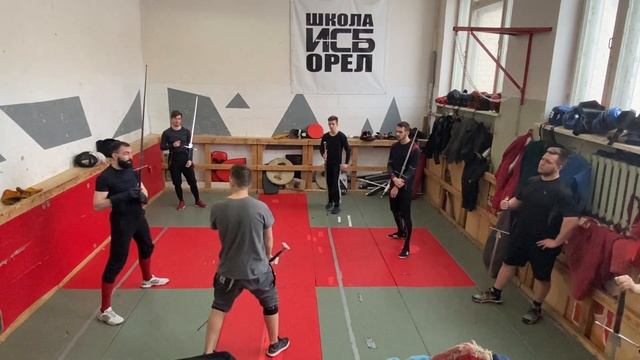 Упражнения с полуторным (длинным) мечом. Тренировка HEMA. г. Орёл смотреть онлайн