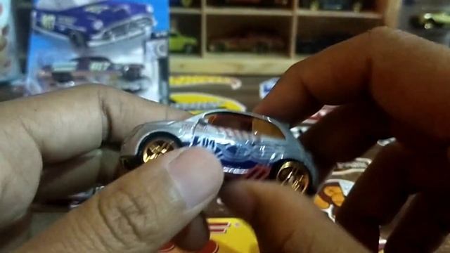 LOOSE HOTWHEELS BALAP DIKELASNYA смотреть онлайн