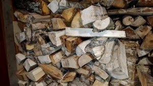 Как выгодно покупать дрова колотые или чурбаками