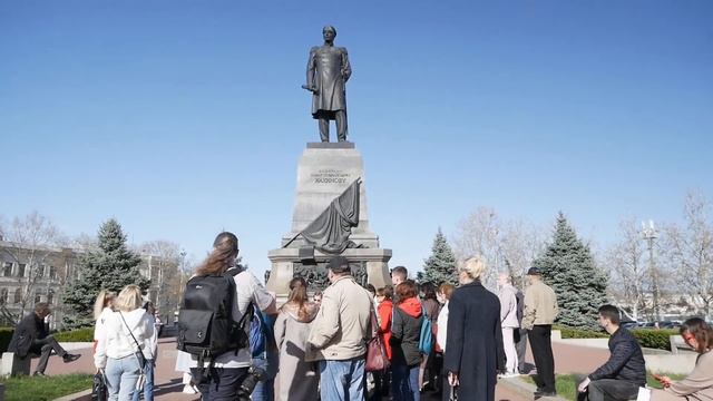 Спектакль - экскурсия "Сквозь века. Потомству в пример". Отзывы детей. смотреть онлайн