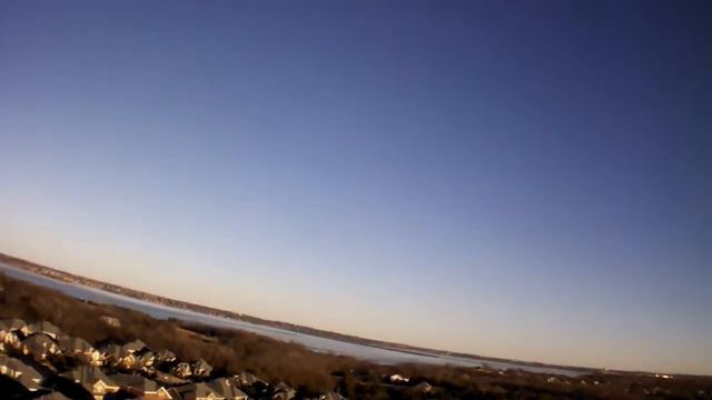 Parrot AR Drone 30 meter high flight with view of the lake. смотреть онлайн