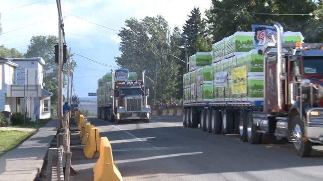Rodéo du camion 2012 Normand Royer vs Stéphane Bourassa смотреть онлайн