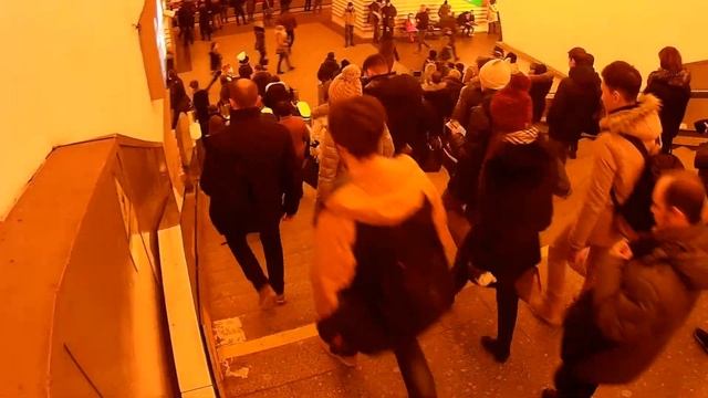 Санкт-Петербург. ст.метро "Невский проспект" смотреть онлайн