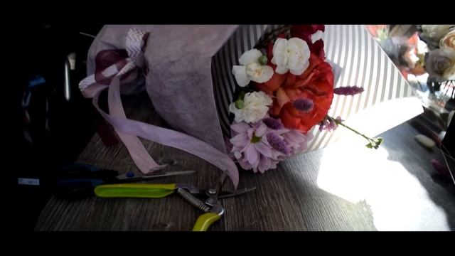 Флорист Реклама смотреть онлайн