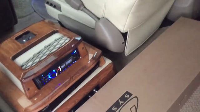 Chevrolet Express Elite