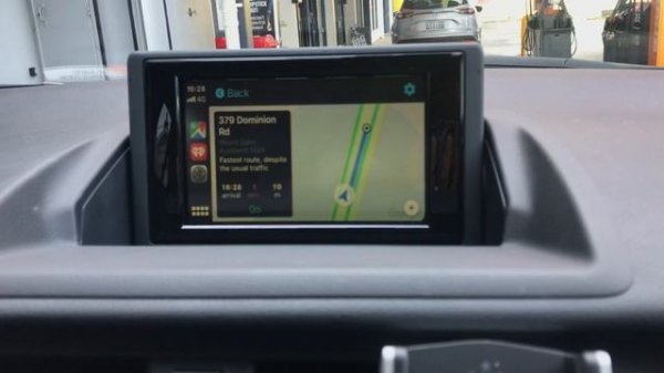 Lexus CT200h Apple CarPlay and Android auto