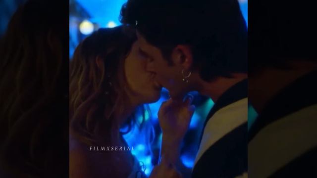 Принц ВЛЮБИЛСЯ в уборщицу🔥😍 Каэтана и Филипп | Elite смотреть онлайн