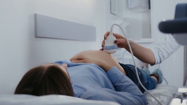 ОКОЛОПЛОДНЫЕ ВОДЫ ВО ВРЕМЯ БЕРЕМЕННОСТИ | Как выглядят околоплодные воды и как их распознать смотреть онлайн