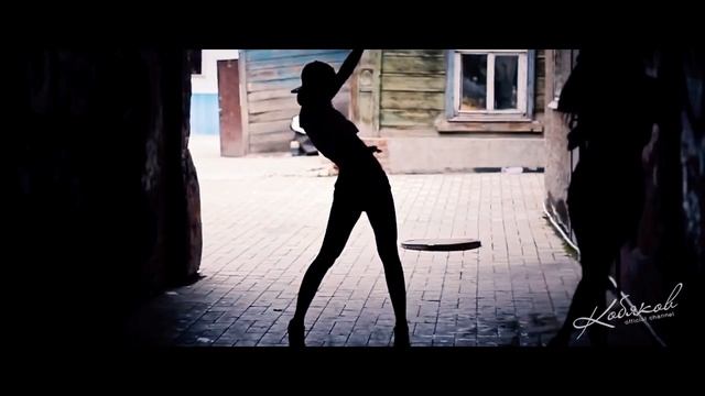 Аркадий КОБЯКОВ - Половинка.mp4 смотреть онлайн