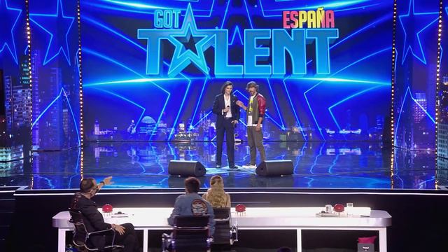 El HOMENAJE a CAMILO SESTO que enloquece a RISTO y DANI | Audiciones 5 | Got Talent España 7 (2021) смотреть онлайн