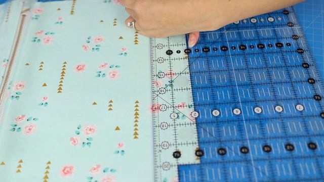 Confetti Shaker Zipper Pouch 🎉 Easy Beginner Sewing Project Tutorial смотреть онлайн