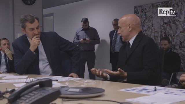 Blitz fascista a Repubblica, il ministro Minniti: "Non si può dichiarare guerra alle idee" смотреть онлайн