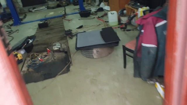 BMW F01 не крутит стартер. Одна из причин смотреть онлайн