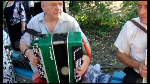 Играй гармонь город Липецк Парк победы. 2015 год. Первая часть.Видео Ланских. смотреть онлайн