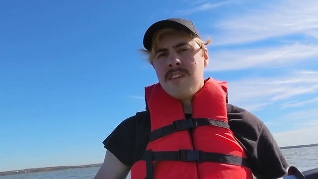 Solo Kayaking in a $95 Inflatable Kayak смотреть онлайн