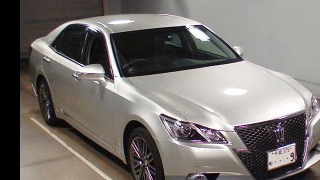 2013 TOYOTA CROWN S GRS214 смотреть онлайн