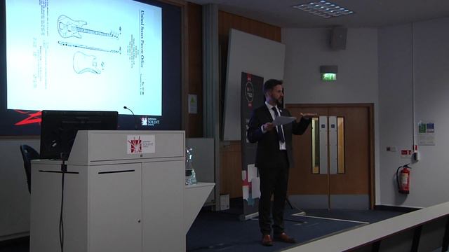 Tenth anniversary lecture: the Fender bass... it changed everything смотреть онлайн