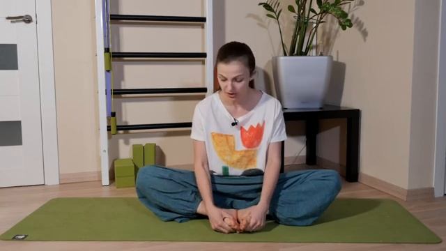 Как сесть в позу лотоса?Раскрытие тазобедренных суставов смотреть онлайн