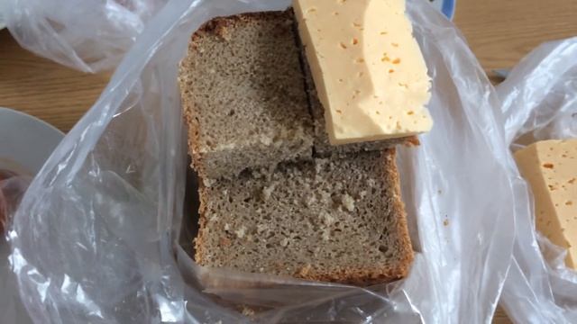 Ем животные продукты - утолил голод | Бывший сыроед решил поесть (22, 23, 24 сентября 2018) смотреть онлайн