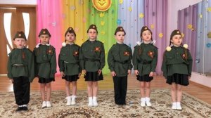 Песня - "ПОБЕДНЫЙ МАРШ" дети старшей группы детского сада 15  г. Бердск Новосибирской области.