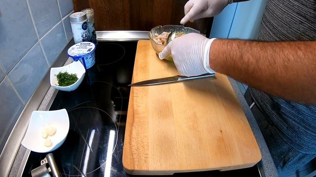 ПРАЗДНИЧНЫЙ САЛАТИК ИЗ АВОКАДО. БЫСТРО И ЛЕГКО