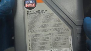 Liqui Moly Top Tec 4200 5W30 Jak wygląda oryginalny olej silnikowy?
