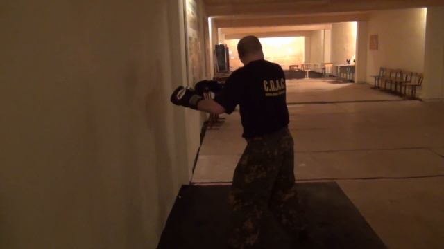 Разворот и контратака у стены. Самооборона S.P.A.S. смотреть онлайн